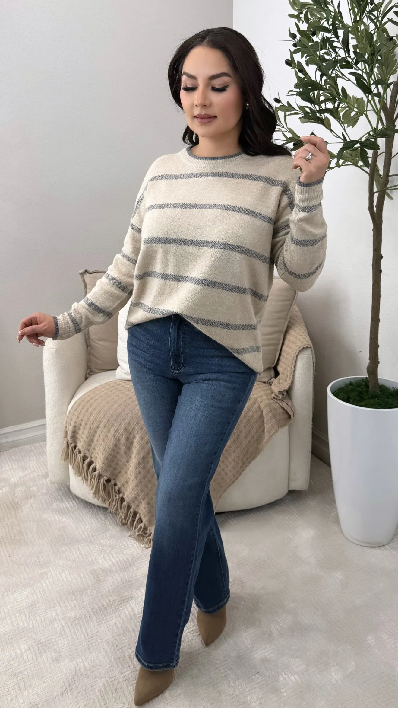 ALLISON CHARCOAL SWEATER